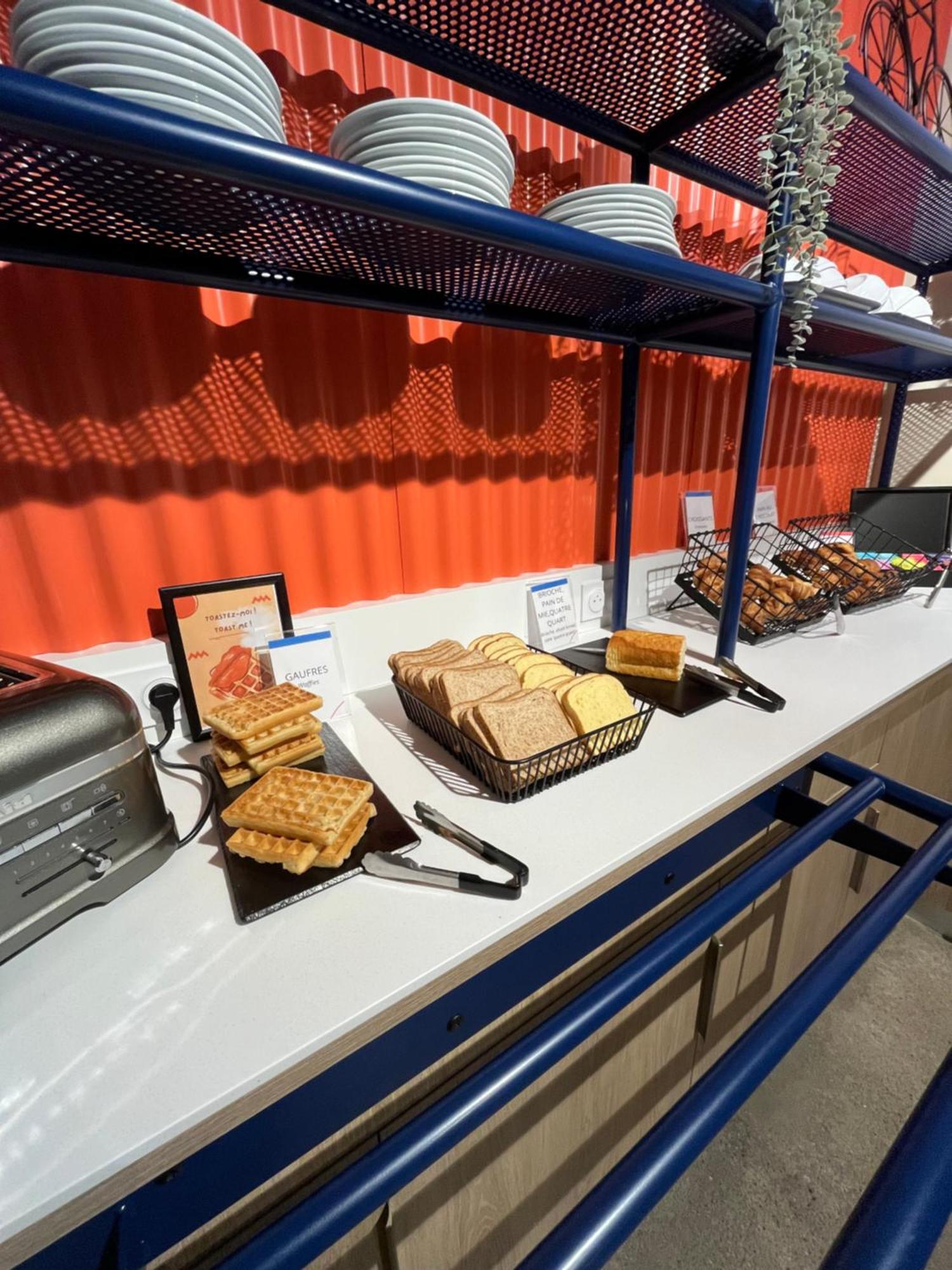 Ibis Budget Loudeac Velodrome Extérieur photo